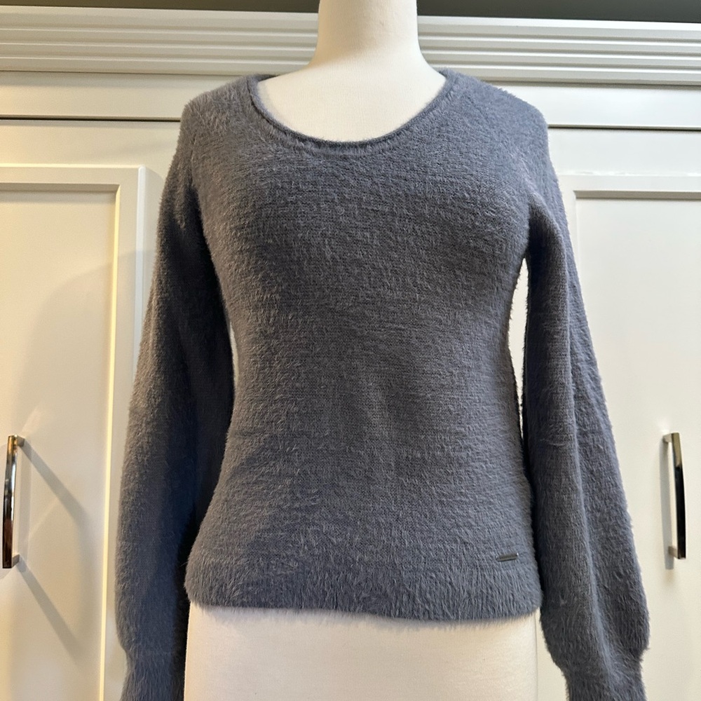 Abercrombie & Fitch Gray Pull over Sweater